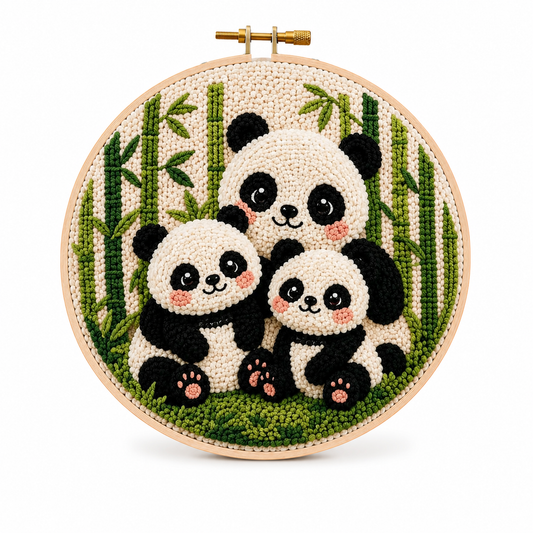 Punch Needle Pandaer i Bambusskoven