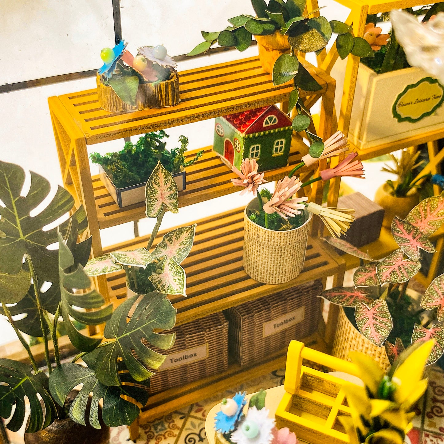 Miniature diorama - DIY - Blomster hus