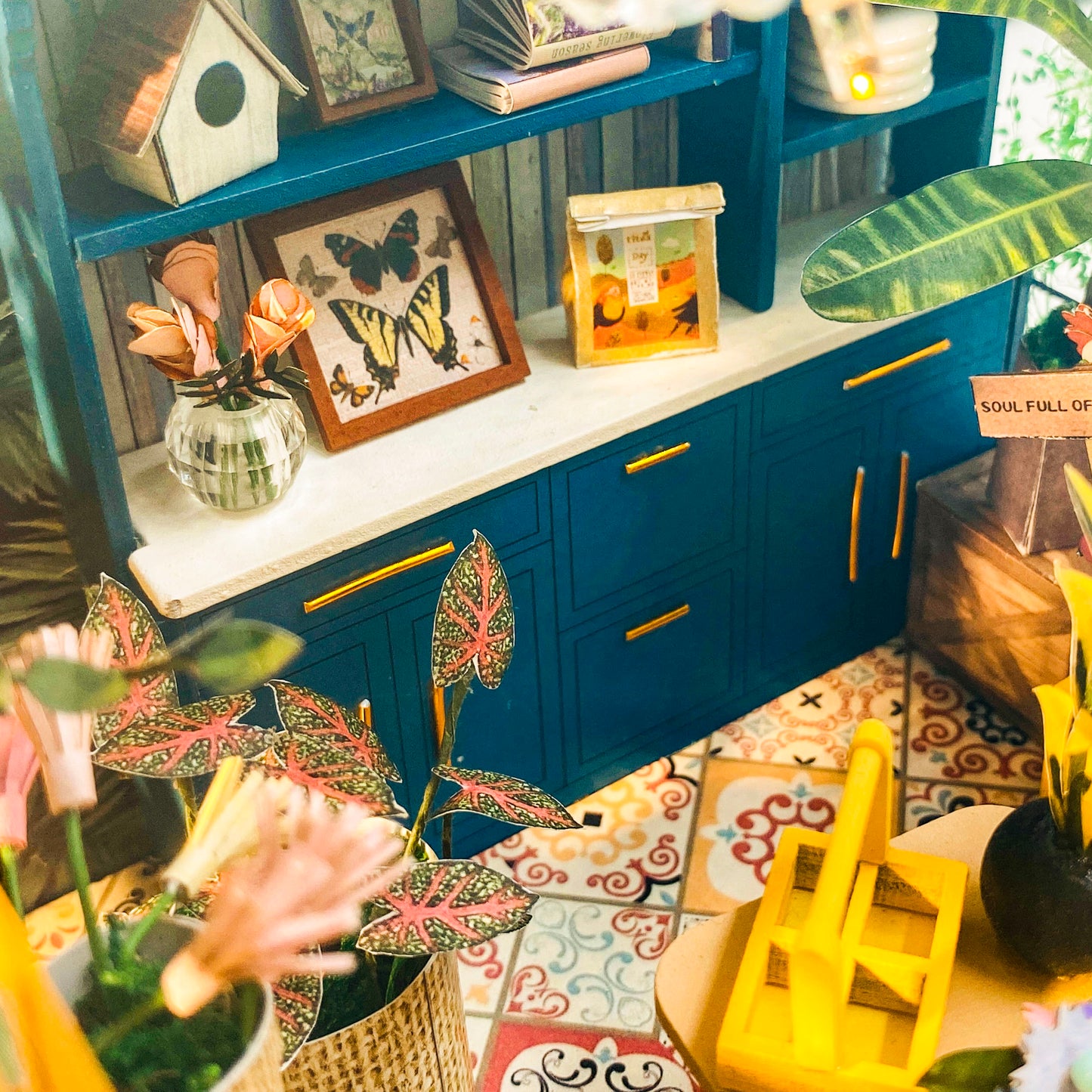 Miniature diorama - DIY - Blomster hus